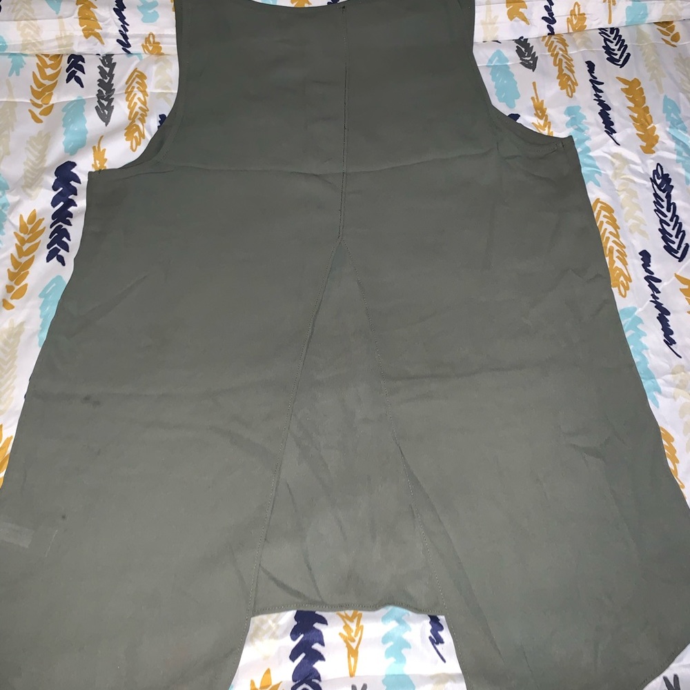 Express tank top - Picture 2 of 4